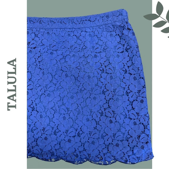 🛍️3/$40 Talula for Aritzia Royal Blue Lace
Miniskirt  Lined Side Zipper Size 6 - Picture 4 of 8